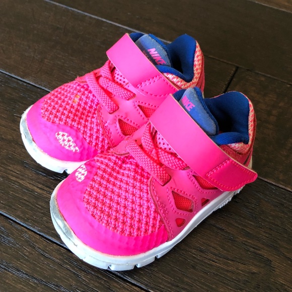 SOLD❌NIKE Free Toddler Sneaker Size 2C, VGUC - Picture 3 of 8